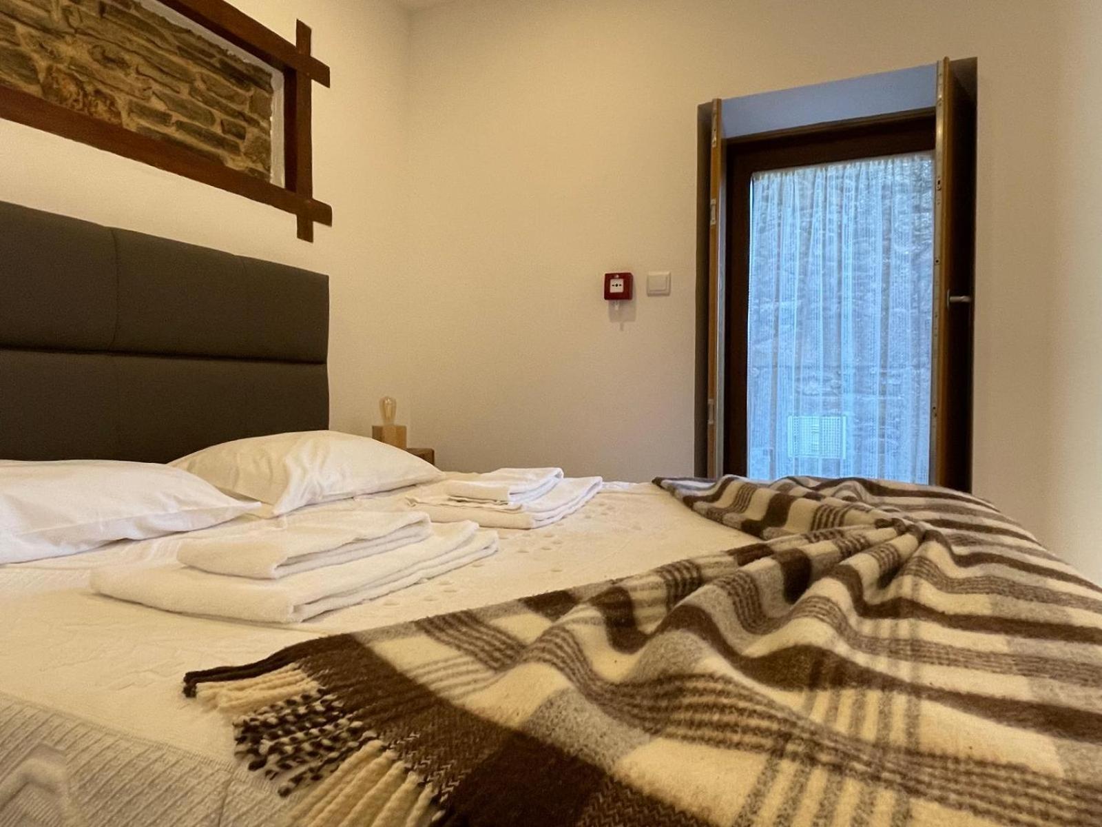 Casa De Xisto Ti Lucilia Villa Videmonte Bagian luar foto